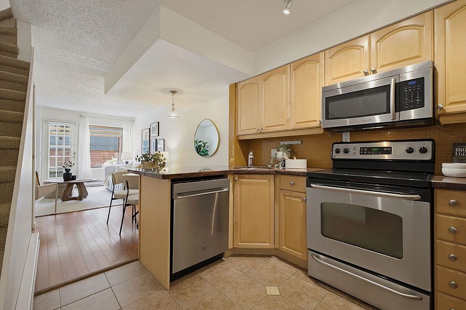 14 719 E 31st Avenue Vancouver, BC - 12