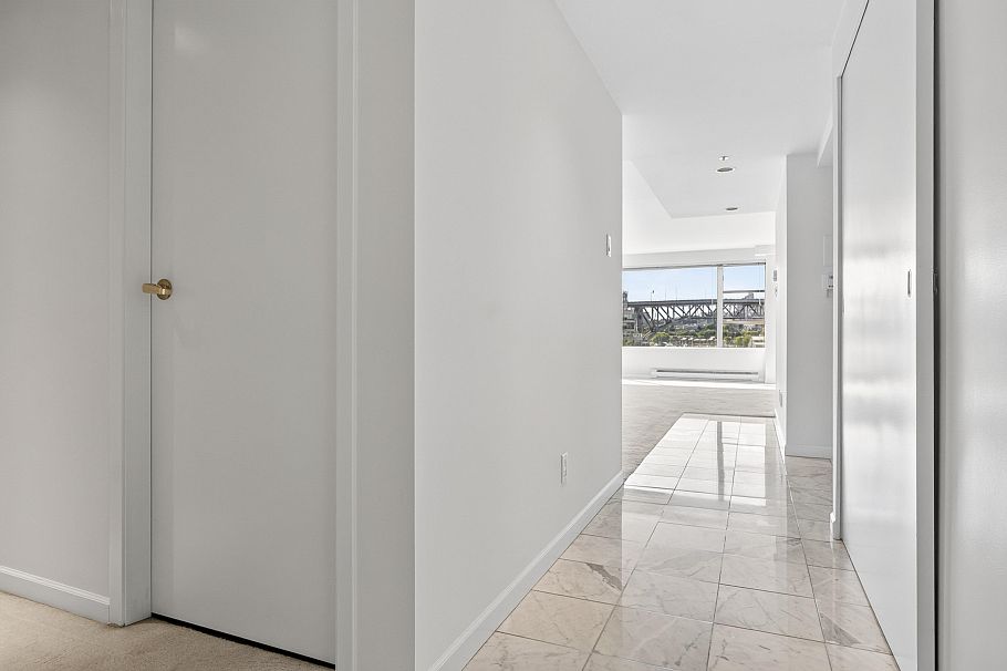 502 1012 Beach Avenue Vancouver, BC - 13