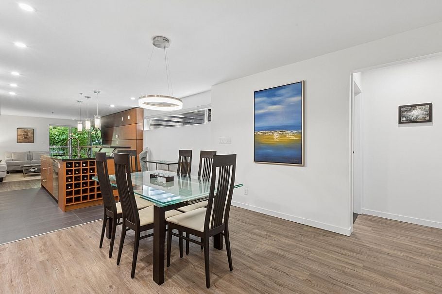 102 2832 Capilano Road North Vancouver, BC - 16