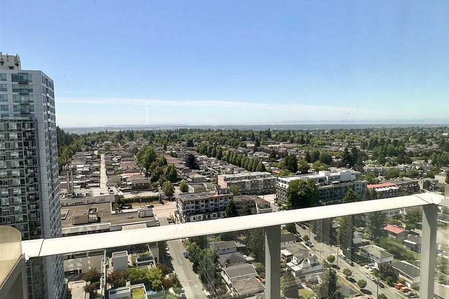 3301 5470 Ormidale Street Vancouver, BC - 11