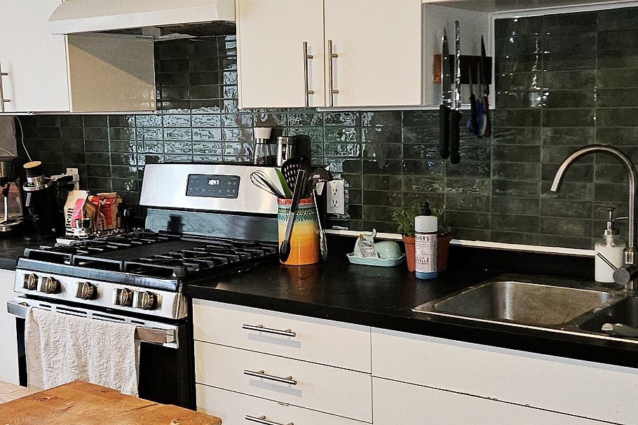 2635 W 7th Avenue Vancouver, BC - 8
