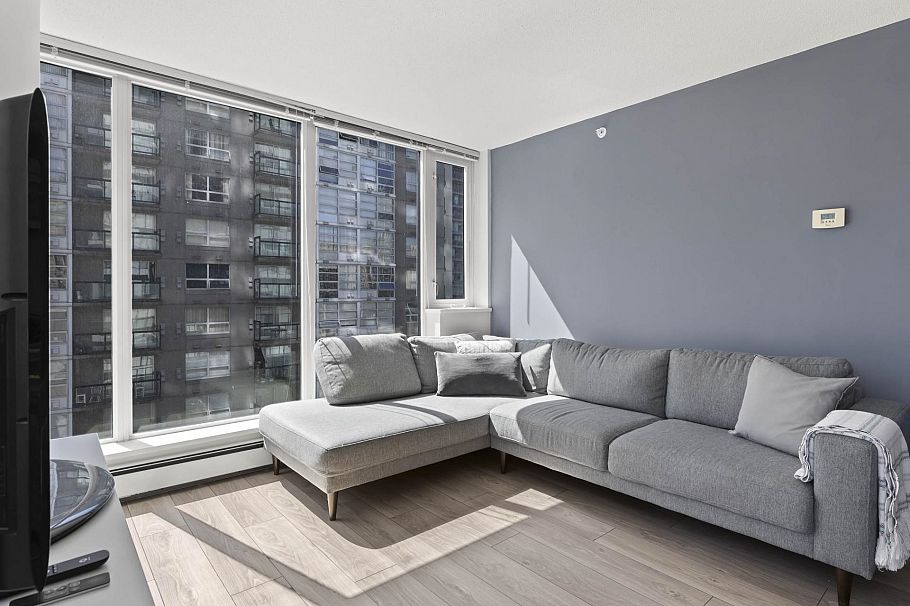 506 1325 Rolston Street Vancouver, BC - 10