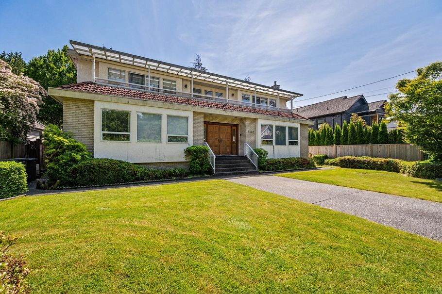 3662 W 49th Avenue Vancouver, BC - 14