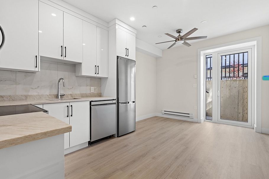 134 E 63rd Avenue Vancouver, BC - 29