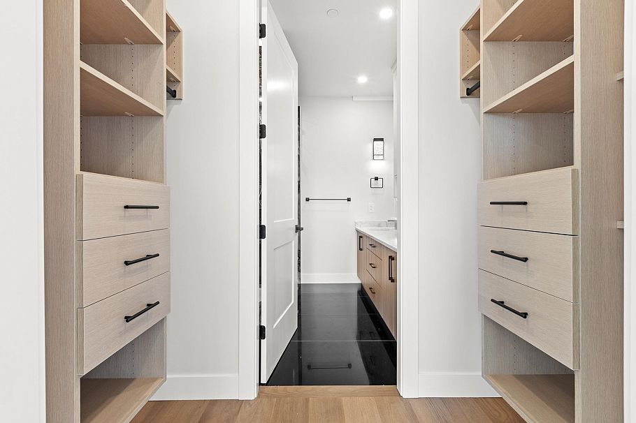134 E 63rd Avenue Vancouver, BC - 22