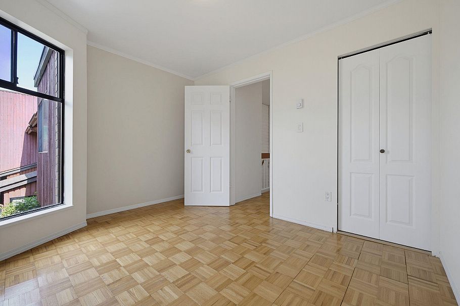 14 719 E 31st Avenue Vancouver, BC - 18