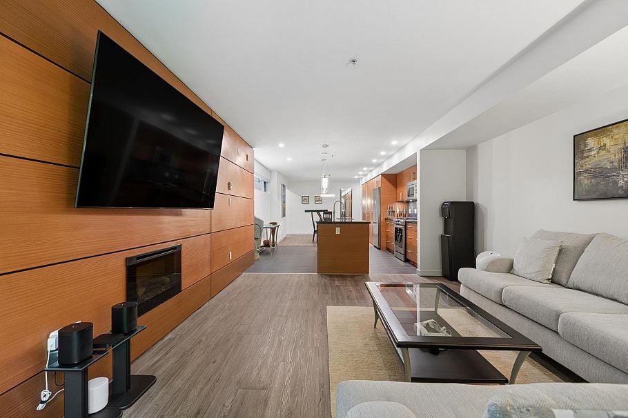 102 2832 Capilano Road North Vancouver, BC - 6