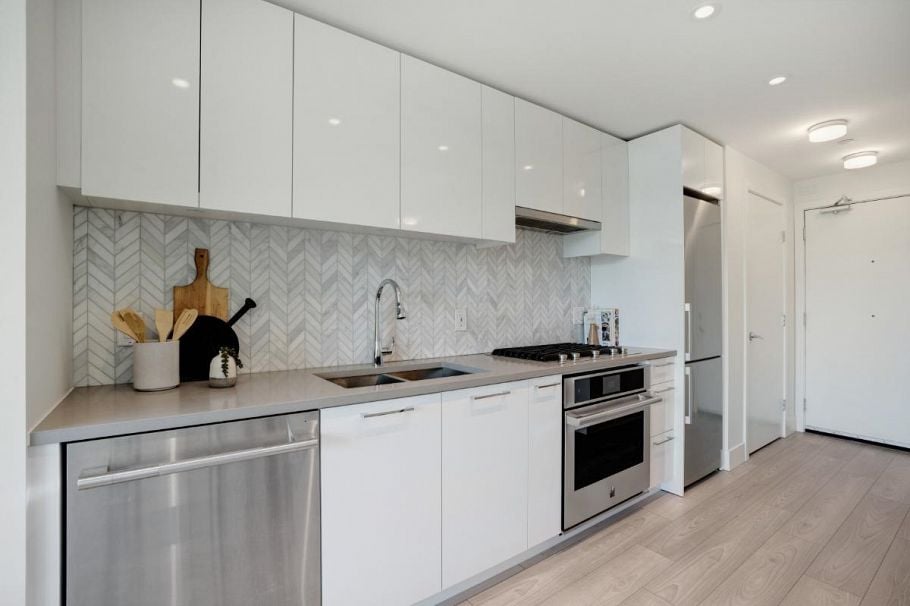 1106 8570 Rivergrass Drive Vancouver, BC - 8