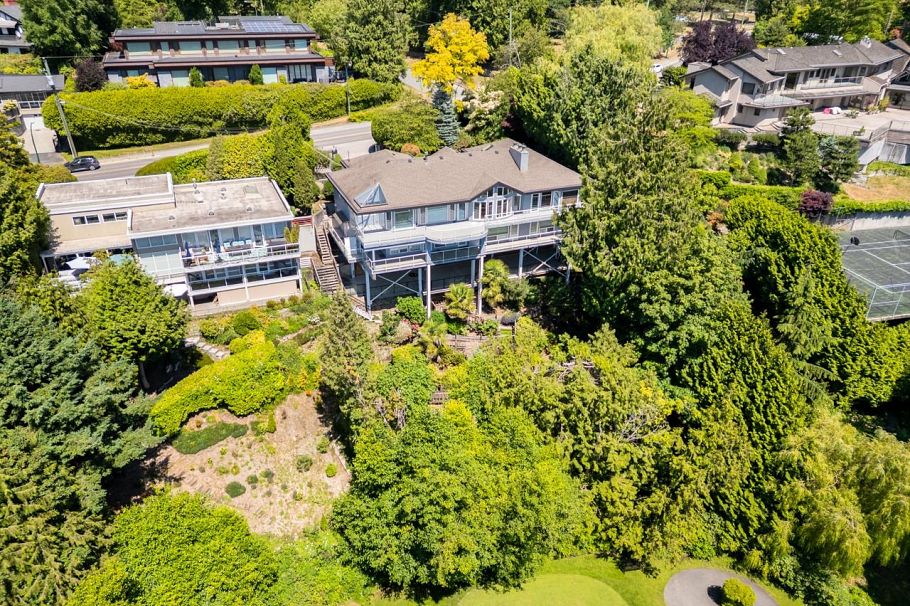 2408 SW Marine Drive Vancouver, BC - 2