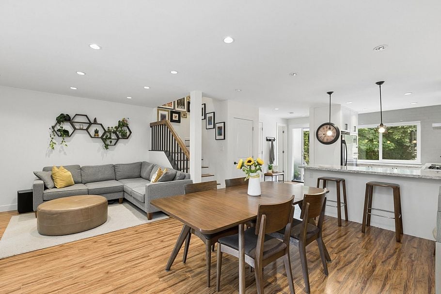 4715 Hoskins Road North Vancouver, BC - 5