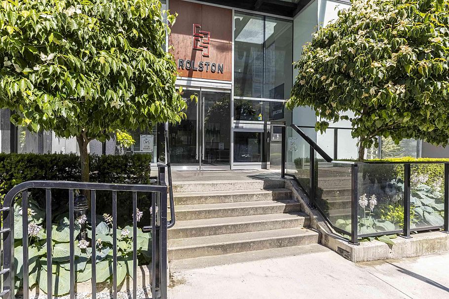 506 1325 Rolston Street Vancouver, BC - 2