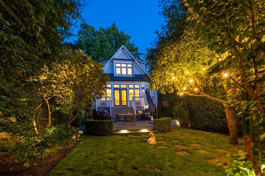 565 E 45th Avenue Vancouver, BC - 31