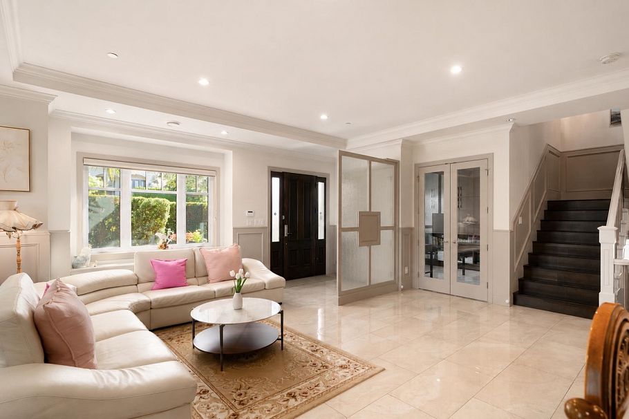 4103 W 11th Avenue Vancouver, BC - 3