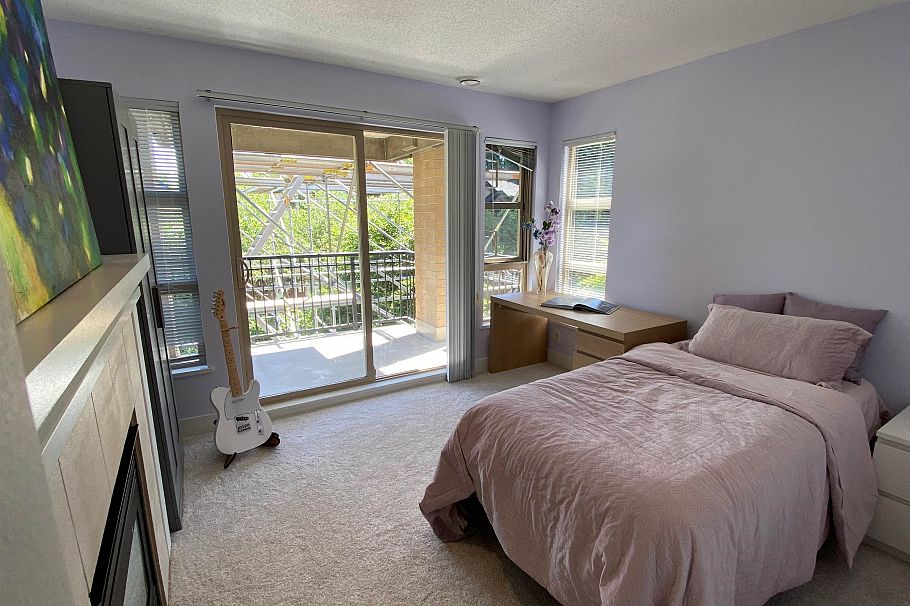 302 5725 Agronomy Road Vancouver, BC - 8