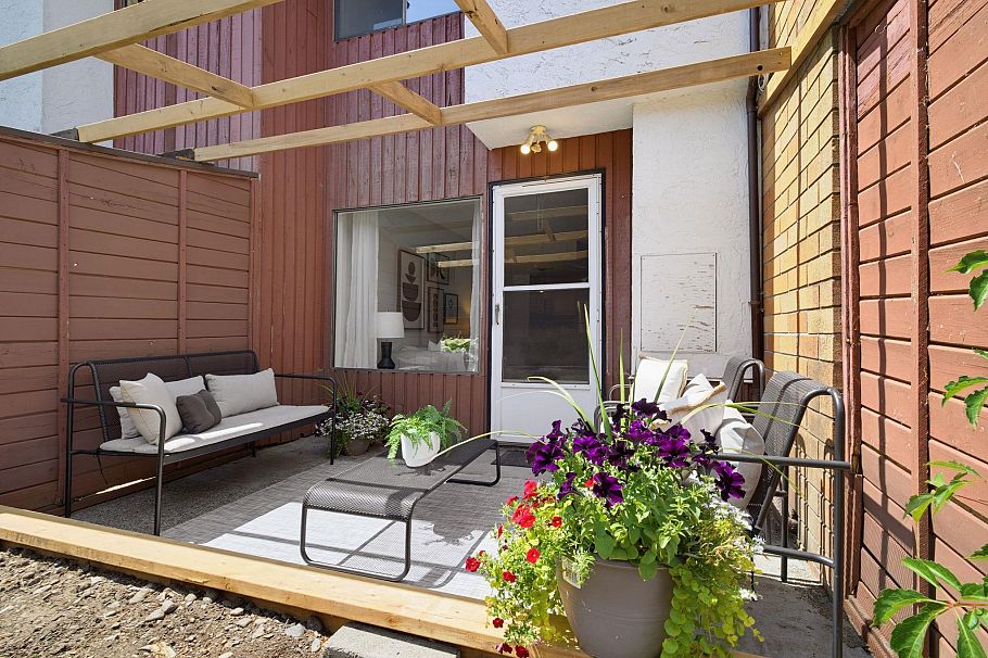 14 719 E 31st Avenue Vancouver, BC - 23