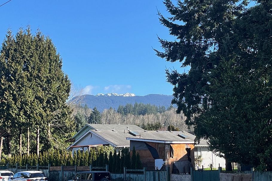 475 Orwell Street North Vancouver, BC - 35