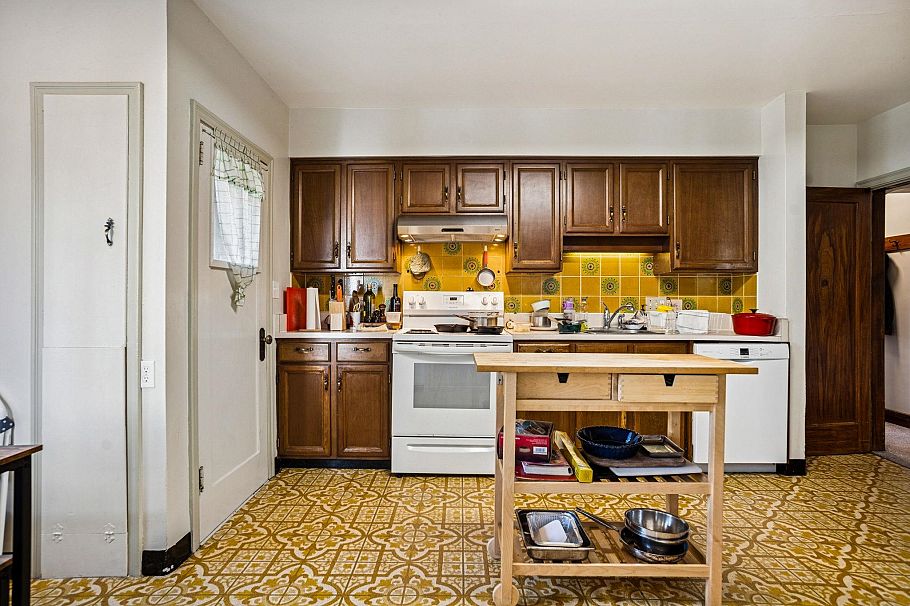 475 W 27th Avenue Vancouver, BC - 13