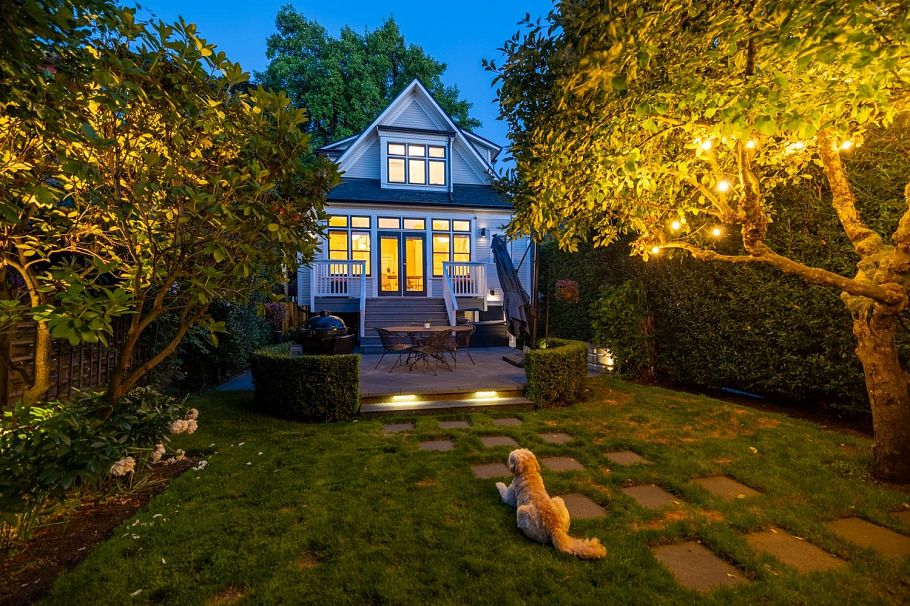 565 E 45th Avenue Vancouver, BC - 32