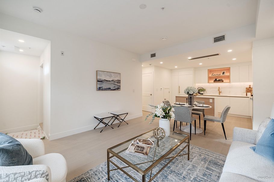 208 918 W 32nd Street Vancouver, BC - 9