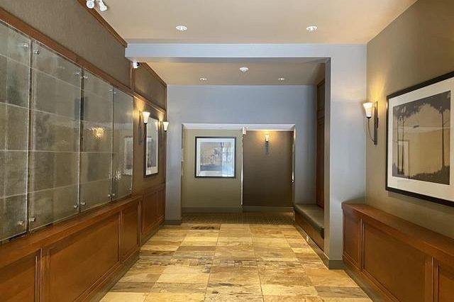 302 5725 Agronomy Road Vancouver, BC - 2
