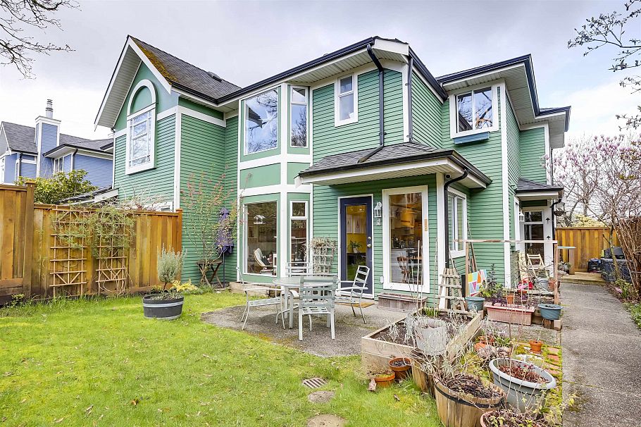 9 43 E 20th Avenue Vancouver, BC - 4