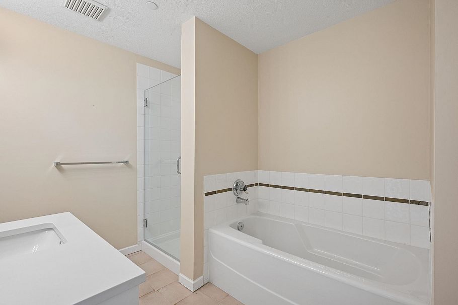 305 1990 E Kent Avenue South Vancouver, BC - 14