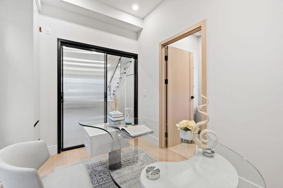 1510 W 61st Avenue Vancouver, BC - 11