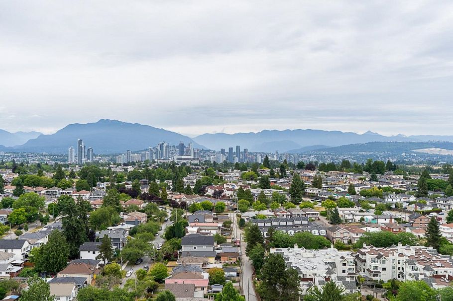 2409 3663 Crowley Drive Vancouver, BC - 23