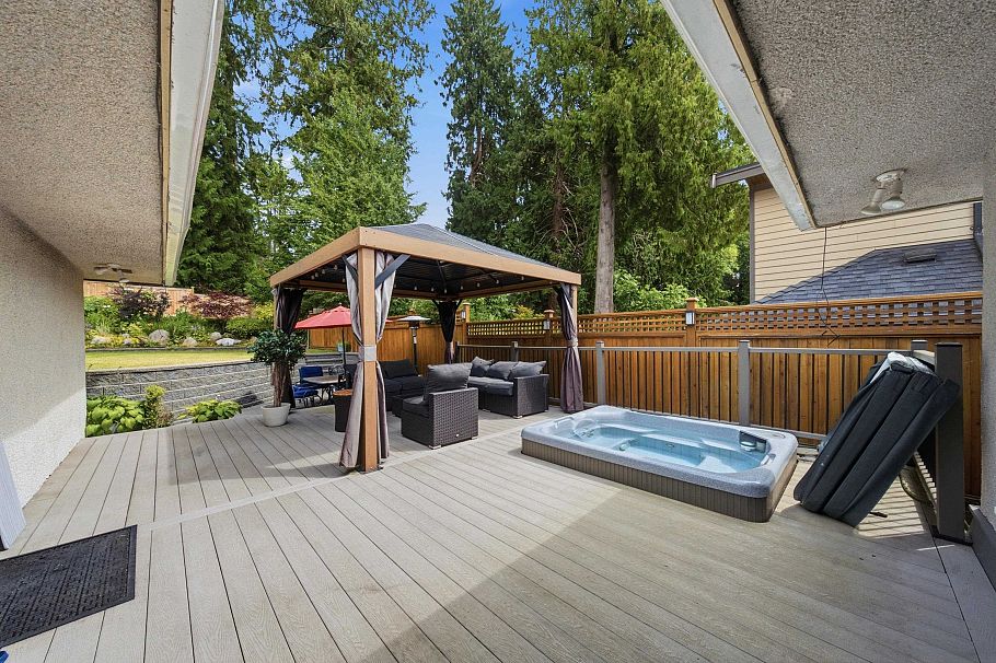 1120 Wellington Drive North Vancouver, BC - 25