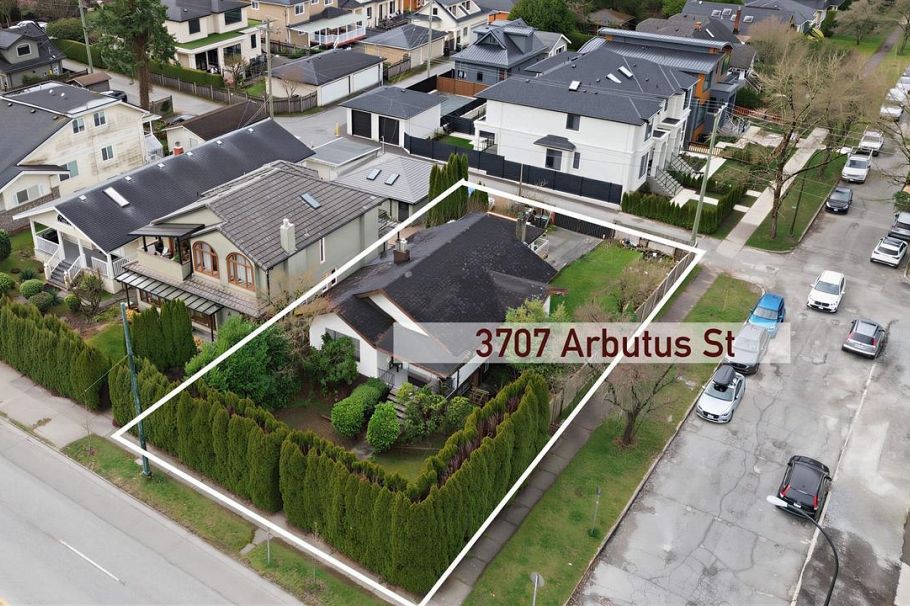 3707 Arbutus Street Vancouver, BC - 1