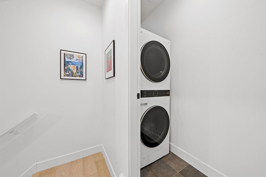 3128 Inverness Street Vancouver, BC - 30