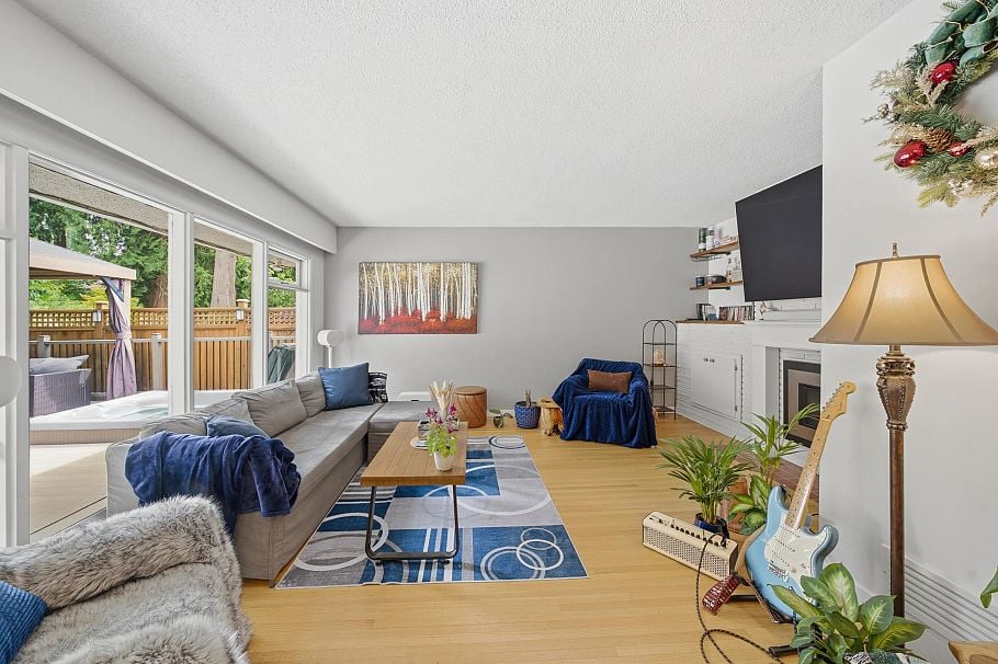 1120 Wellington Drive North Vancouver, BC - 4