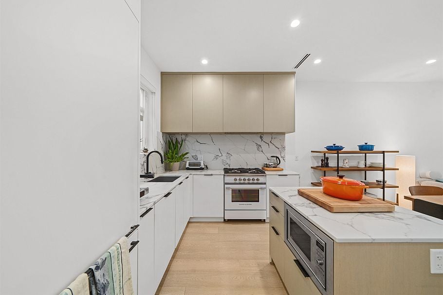 3128 Inverness Street Vancouver, BC - 13