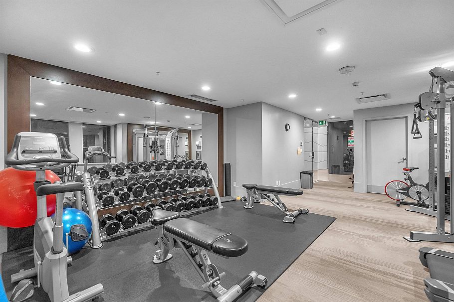 1607 1550 Fern Street North Vancouver, BC - 24