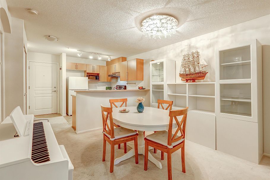 208 1150 E 29th Street North Vancouver, BC - 6