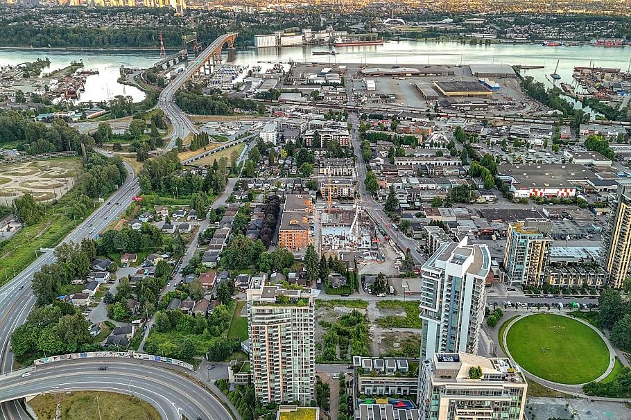 1607 1550 Fern Street North Vancouver, BC - 29