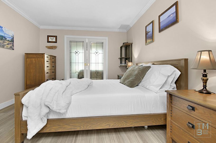 411 128 W 8th Street North Vancouver, BC - 24