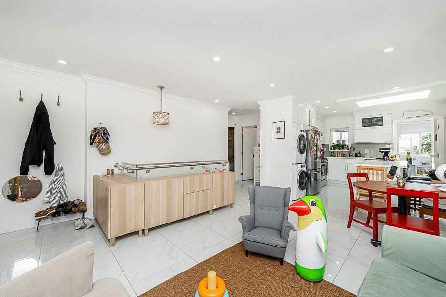 2843 E 5th Avenue Vancouver, BC - 6