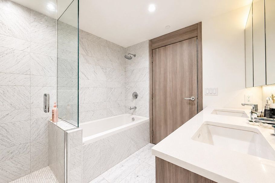 2320 89 Nelson Street Vancouver, BC - 16