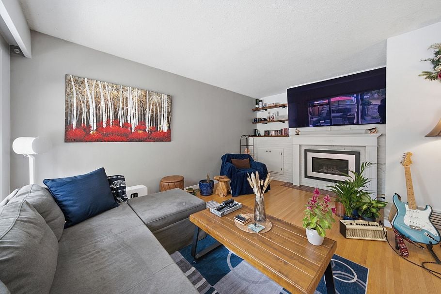 1120 Wellington Drive North Vancouver, BC - 5