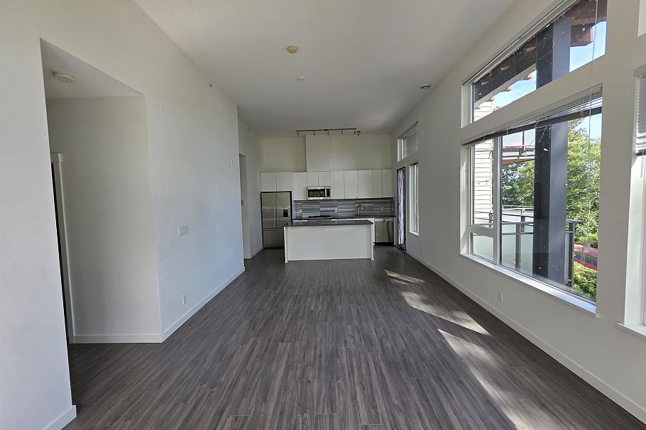 310 3138 Riverwalk Avenue Vancouver, BC - 5