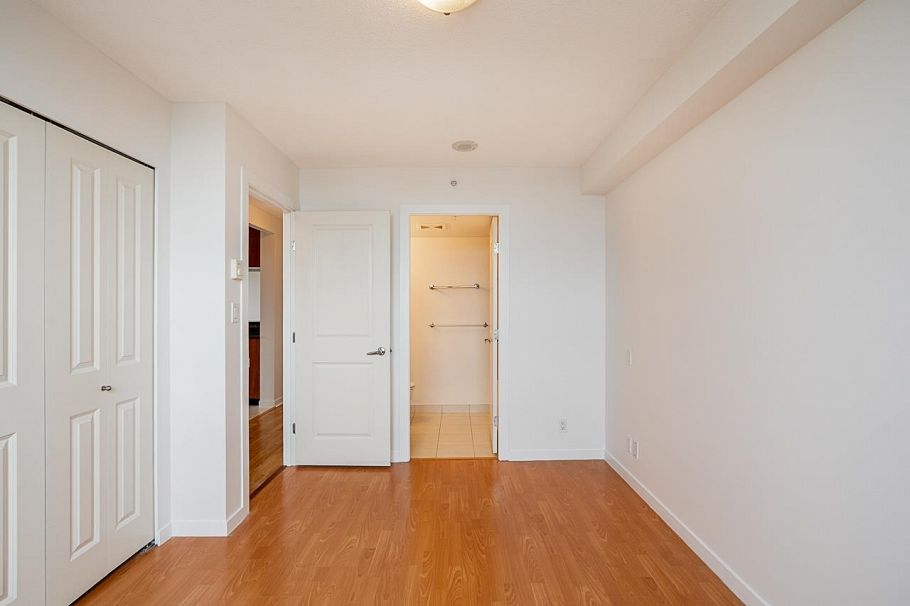 2409 3663 Crowley Drive Vancouver, BC - 15