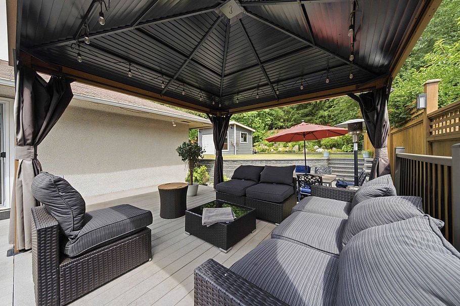 1120 Wellington Drive North Vancouver, BC - 28