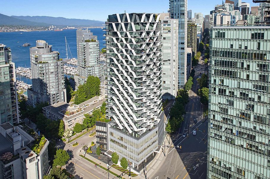 2303 620 Cardero Street Vancouver, BC - 3