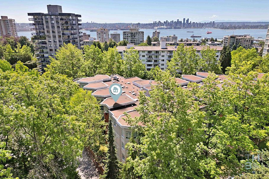 411 128 W 8th Street North Vancouver, BC - 30