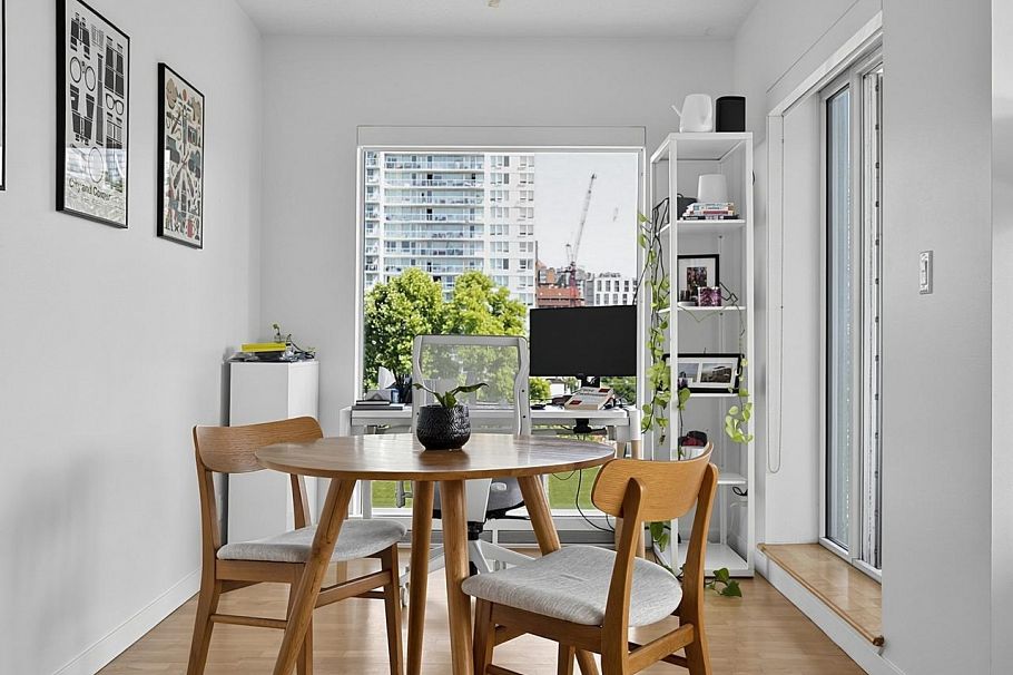 501 1150 Bute Street Vancouver, BC - 9