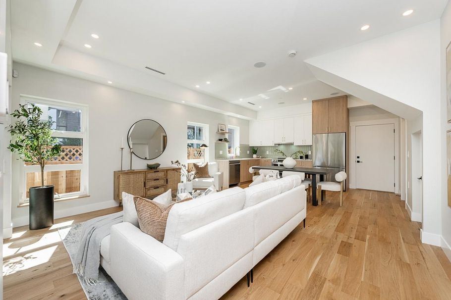 1 678 E 22nd Avenue Vancouver, BC - 15