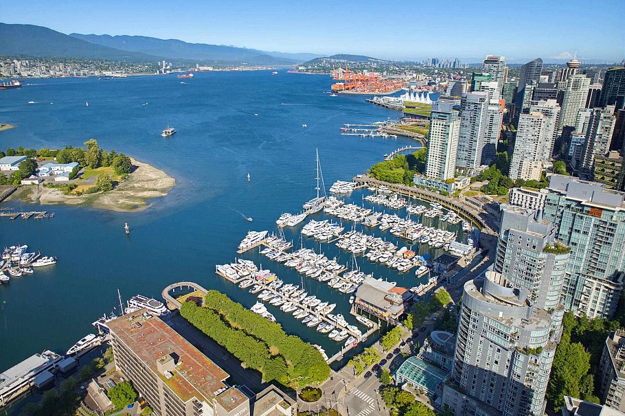 2303 620 Cardero Street Vancouver, BC - 2