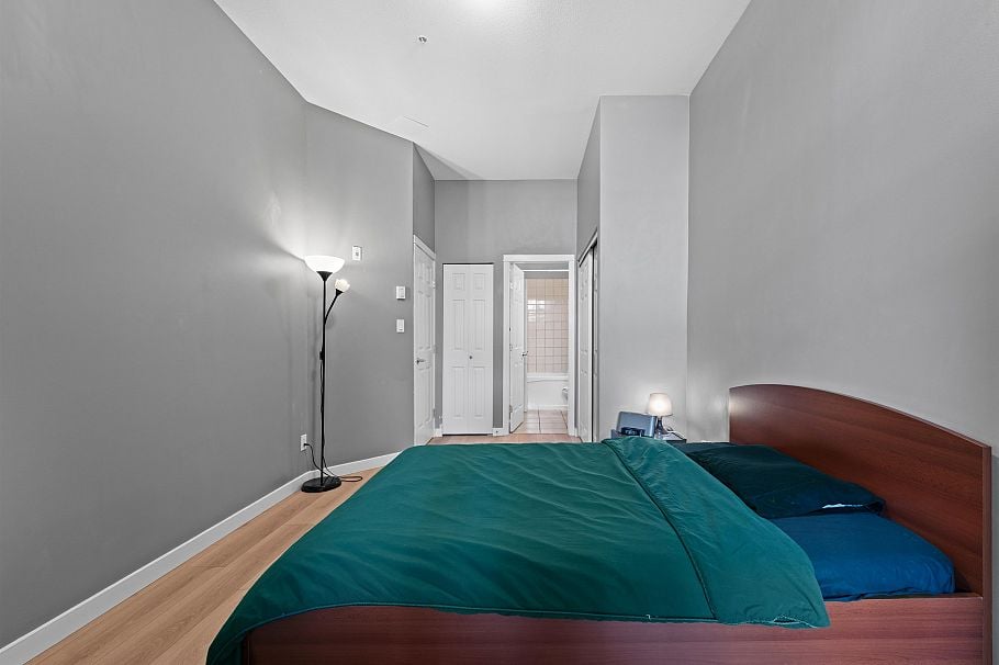 102 2102 W 38th Avenue Vancouver, BC - 13