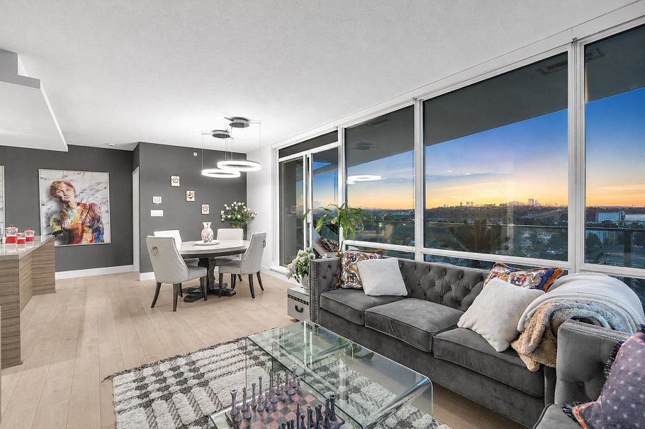 1607 1550 Fern Street North Vancouver, BC - 3